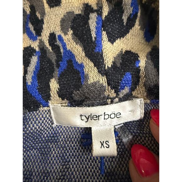 Tyler Boe‎ XS Cowl Neck Blue Tan Leopard Print Dress 3/4 length Sleeved - Picture 7 of 8